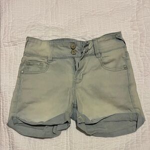 Wallflower Women's Light Gray Jean Shorts